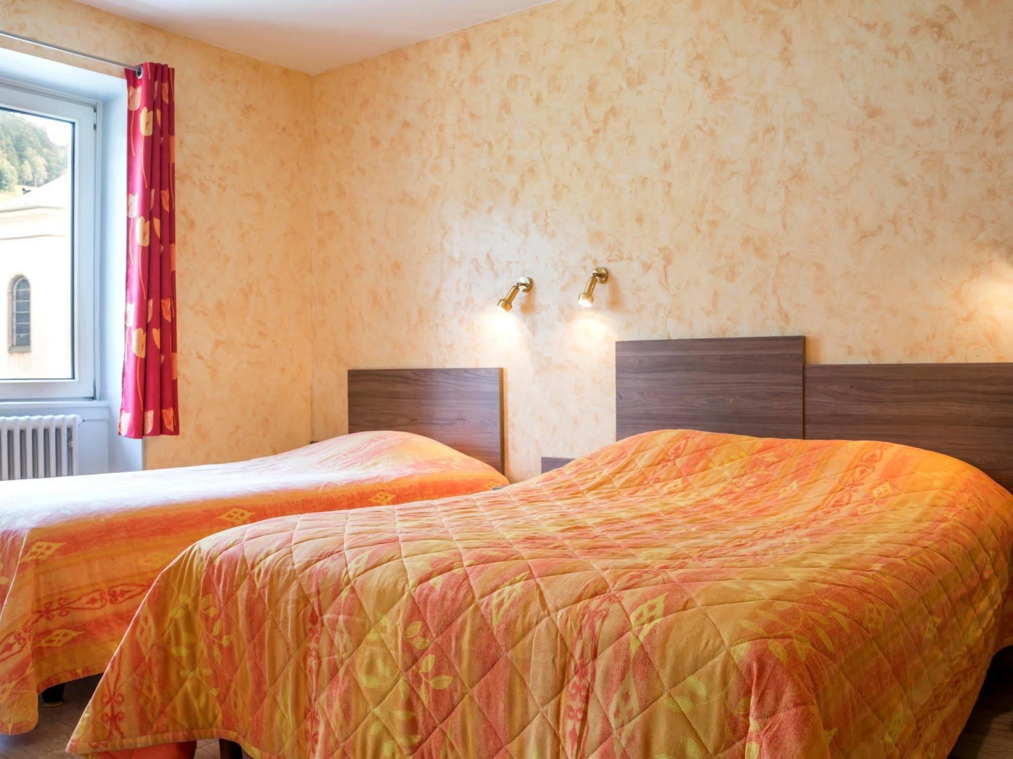 Logis Hotel Wetterer Orbey Eksteriør billede